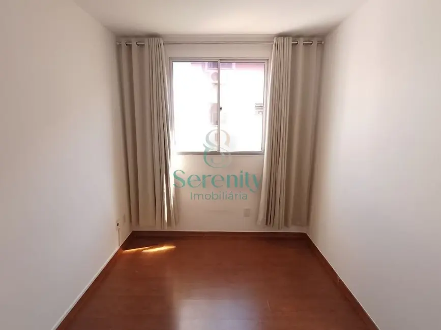 Foto 7 de Apartamento com 2 quartos para alugar, 46m2 em Jardim Jóquei Club, Londrina - PR