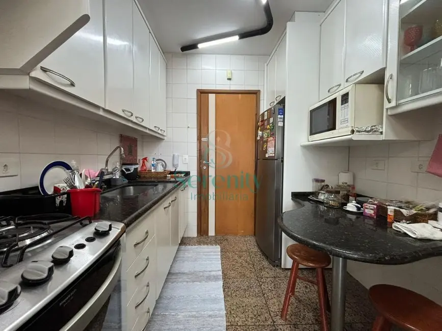 Apartamento com 3 quartos à venda, 87m2 em Vila Larsen 1, Londrina - PR - imagem 5 Foto 5 de Apartamento com 3 quartos à venda, 87m2 em Vila Larsen 1, Londrina - PR