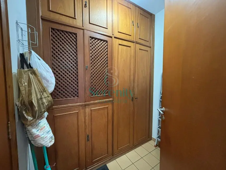 Apartamento com 3 quartos à venda, 87m2 em Vila Larsen 1, Londrina - PR - imagem 7 Foto 7 de Apartamento com 3 quartos à venda, 87m2 em Vila Larsen 1, Londrina - PR