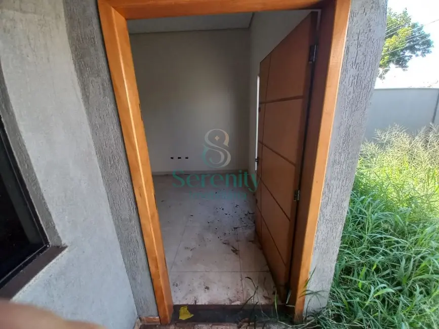 Foto 2 de Casa com 3 quartos à venda, 91m2 em Leonor, Londrina - PR