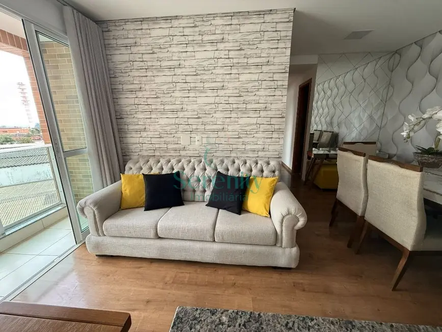 Foto 2 de Apartamento com 3 quartos para alugar, 69m2 em Santa Rosa, Londrina - PR