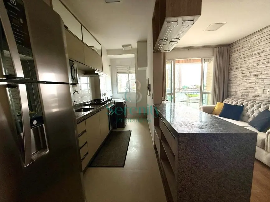 Foto 5 de Apartamento com 3 quartos para alugar, 69m2 em Santa Rosa, Londrina - PR