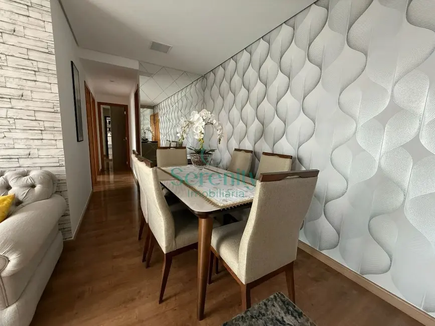Foto 3 de Apartamento com 3 quartos para alugar, 69m2 em Santa Rosa, Londrina - PR