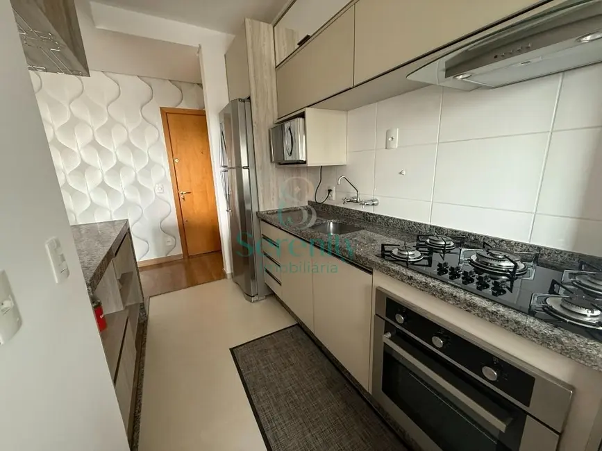 Foto 6 de Apartamento com 3 quartos para alugar, 69m2 em Santa Rosa, Londrina - PR