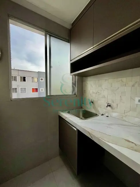 Foto 4 de Apartamento com 2 quartos para alugar, 44m2 em Gleba Fazenda Palhano, Londrina - PR