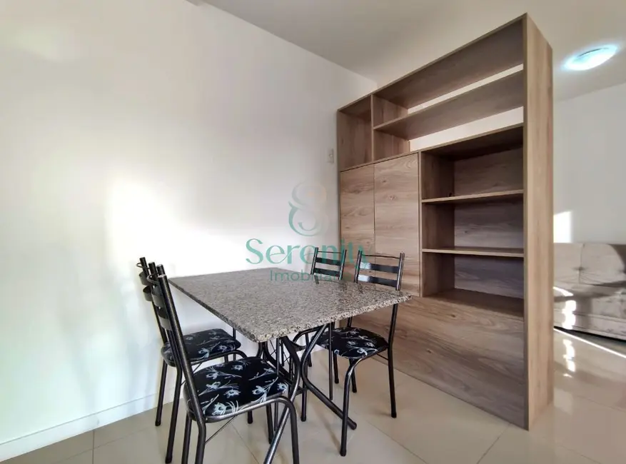 Foto 6 de Apartamento com 1 quarto para alugar, 51m2 em Centro, Londrina - PR