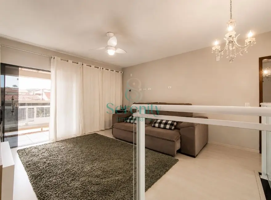 Foto 8 de Sobrado com 4 quartos à venda, 215m2 em Residencial Quadra Norte, Londrina - PR