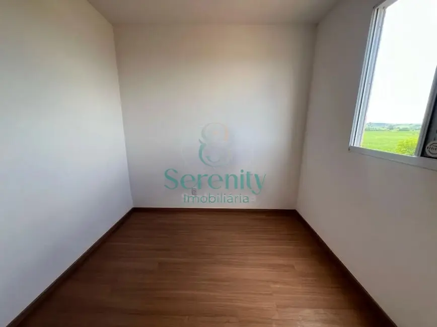 Foto 7 de Apartamento com 2 quartos para alugar, 47m2 em Londrina - PR