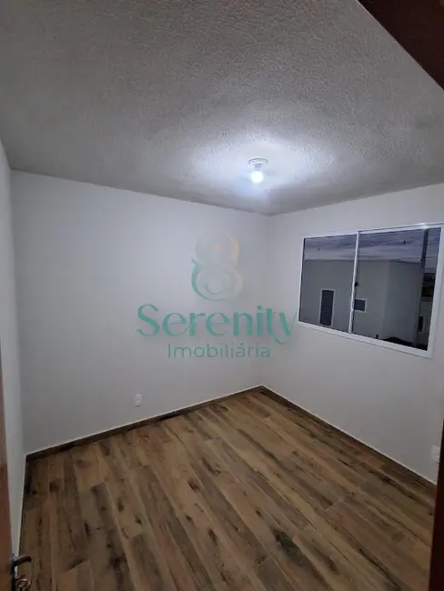Apartamento com 2 quartos para alugar, 43m2 em Londrina - PR - imagem 7 Foto 7 de Apartamento com 2 quartos para alugar, 43m2 em Londrina - PR