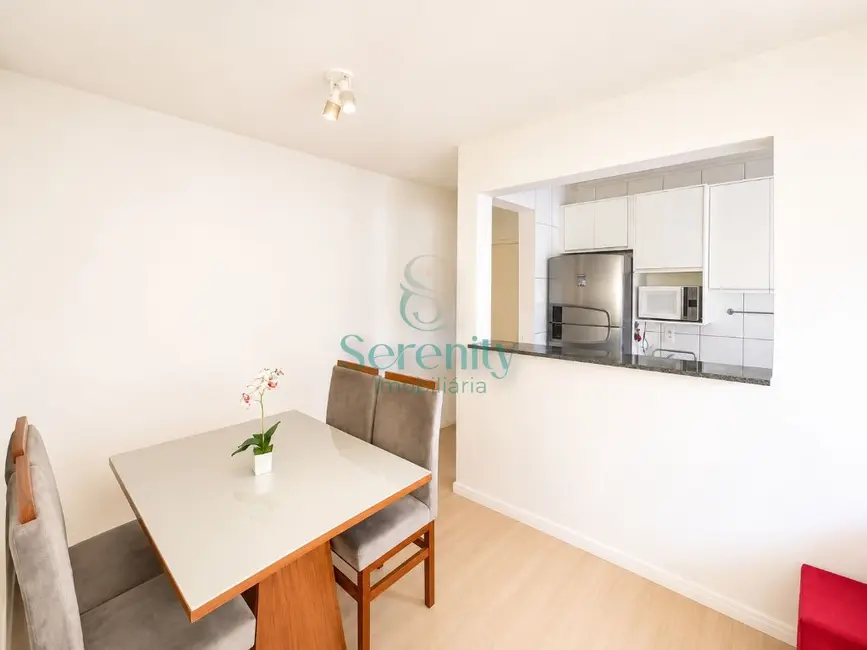 Apartamento com 2 quartos para alugar, 56m2 em Vale dos Tucanos, Londrina - PR - imagem 8 Foto 8 de Apartamento com 2 quartos para alugar, 56m2 em Vale dos Tucanos, Londrina - PR