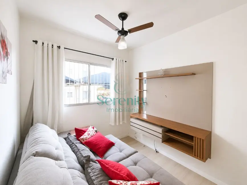 Apartamento com 2 quartos para alugar, 56m2 em Vale dos Tucanos, Londrina - PR - imagem 7 Foto 7 de Apartamento com 2 quartos para alugar, 56m2 em Vale dos Tucanos, Londrina - PR
