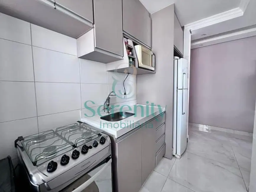 Foto 4 de Apartamento com 2 quartos à venda, 48m2 em Londrina - PR