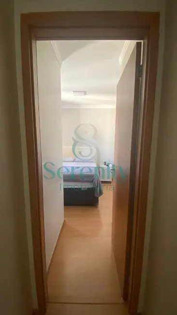 Apartamento com 2 quartos à venda, 46m2 em Londrina - PR - imagem 9 Foto 9 de Apartamento com 2 quartos à venda, 46m2 em Londrina - PR