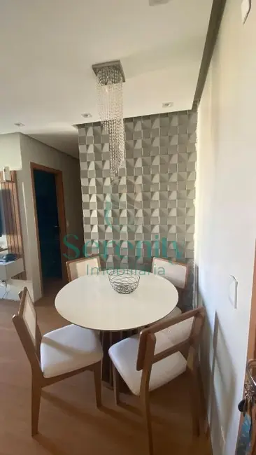 Apartamento com 2 quartos à venda, 46m2 em Londrina - PR - imagem 2 Foto 2 de Apartamento com 2 quartos à venda, 46m2 em Londrina - PR