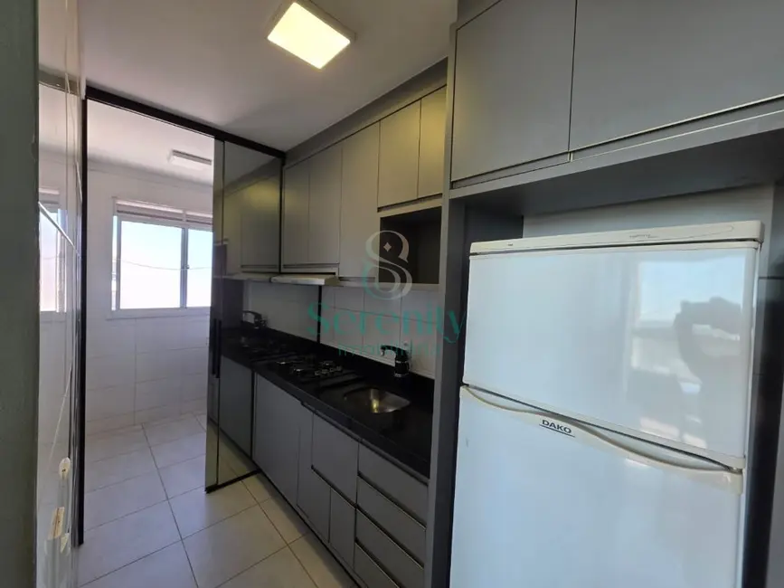 Foto 6 de Apartamento com 2 quartos à venda, 46m2 em Londrina - PR