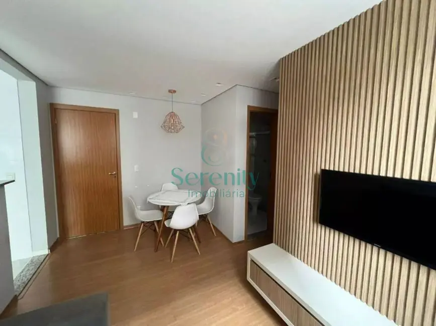 Apartamento com 2 quartos para alugar, 43m2 em Londrina - PR - imagem 1 Foto 1 de Apartamento com 2 quartos para alugar, 43m2 em Londrina - PR