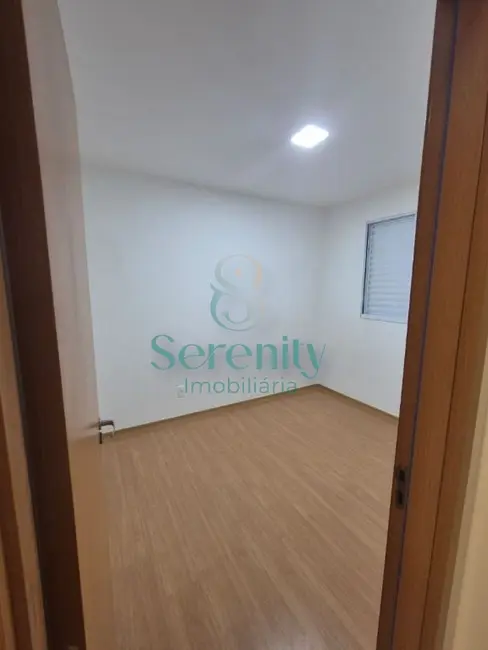 Foto 6 de Apartamento com 2 quartos para alugar, 46m2 em Gleba Fazenda Palhano, Londrina - PR