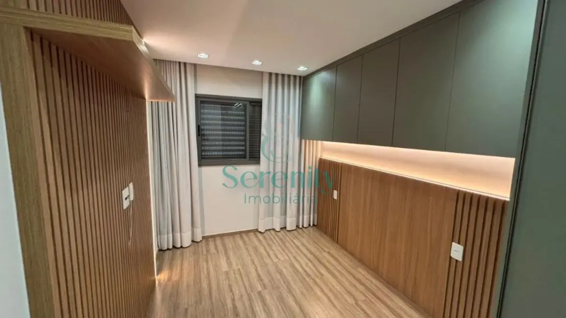 Foto 7 de Apartamento com 2 quartos à venda, 64m2 em Centro, Londrina - PR