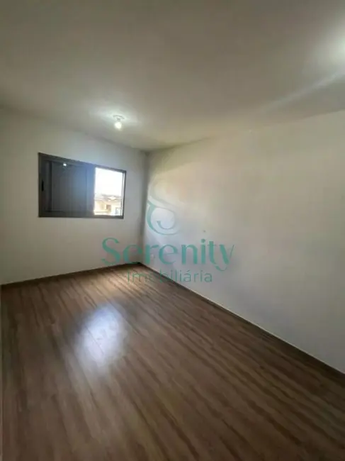 Foto 7 de Apartamento com 3 quartos para alugar, 64m2 em Vale dos Tucanos, Londrina - PR