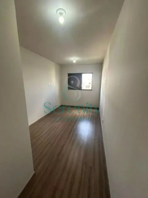 Foto 9 de Apartamento com 3 quartos para alugar, 64m2 em Vale dos Tucanos, Londrina - PR