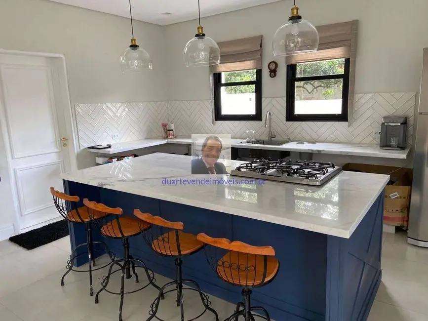 Foto 3 de Casa com 3 quartos à venda, 454m2 em Terras do Madeira, Carapicuiba - SP