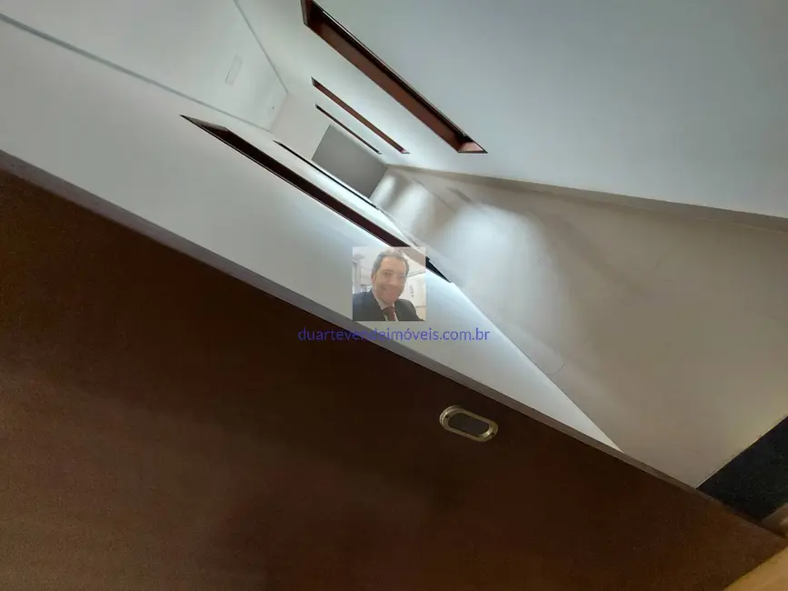 Foto 9 de Casa com 4 quartos à venda, 312m2 em Jardim Atalaia, Cotia - SP