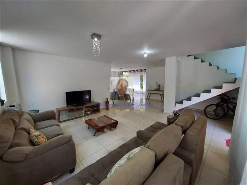 Foto 3 de Casa com 3 quartos à venda, 260m2 em Jardim Atalaia, Cotia - SP