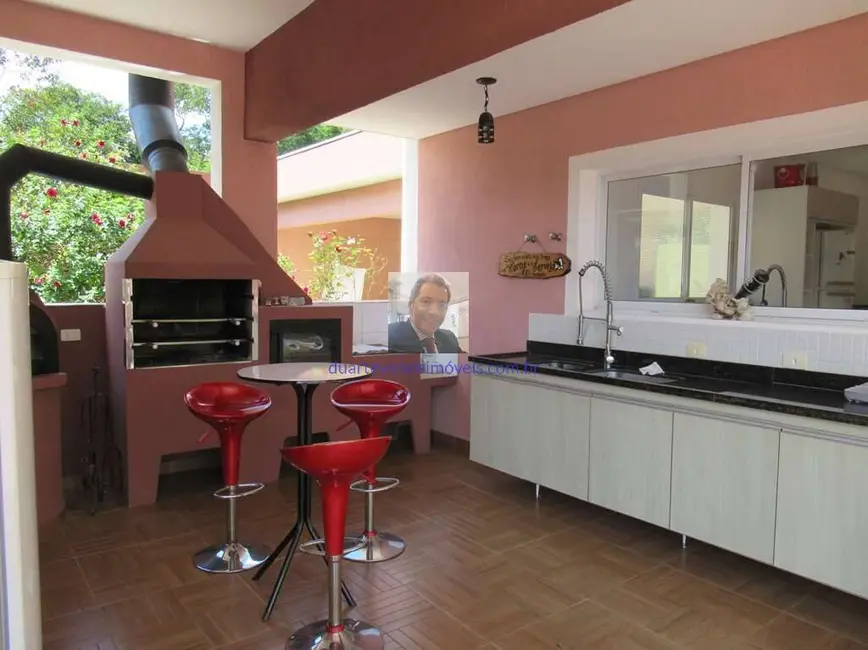 Foto 7 de Casa com 4 quartos à venda, 1296m2 em Chácara de La Rocca, Carapicuiba - SP