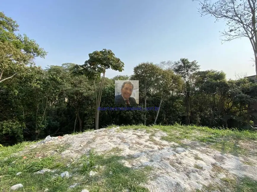Foto 1 de Terreno / Lote à venda, 623m2 em Chácara Moinho Velho, Carapicuiba - SP