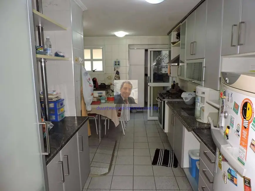 Foto 5 de Casa com 6 quartos à venda, 180m2 em Jardim Barbacena, Cotia - SP