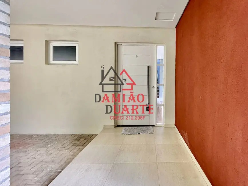 Casa com 4 quartos à venda, 494m2 em Pousada dos Bandeirantes, Carapicuiba - SP - imagem 4 Foto 4 de Casa com 4 quartos à venda, 494m2 em Pousada dos Bandeirantes, Carapicuiba - SP