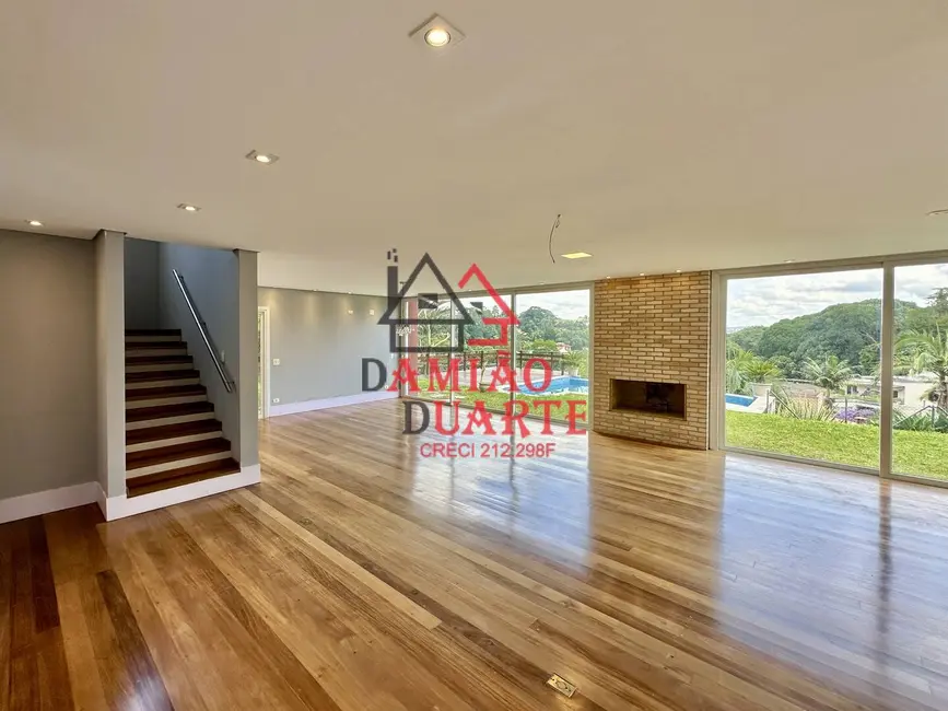 Casa com 4 quartos à venda, 494m2 em Pousada dos Bandeirantes, Carapicuiba - SP - imagem 5 Foto 5 de Casa com 4 quartos à venda, 494m2 em Pousada dos Bandeirantes, Carapicuiba - SP