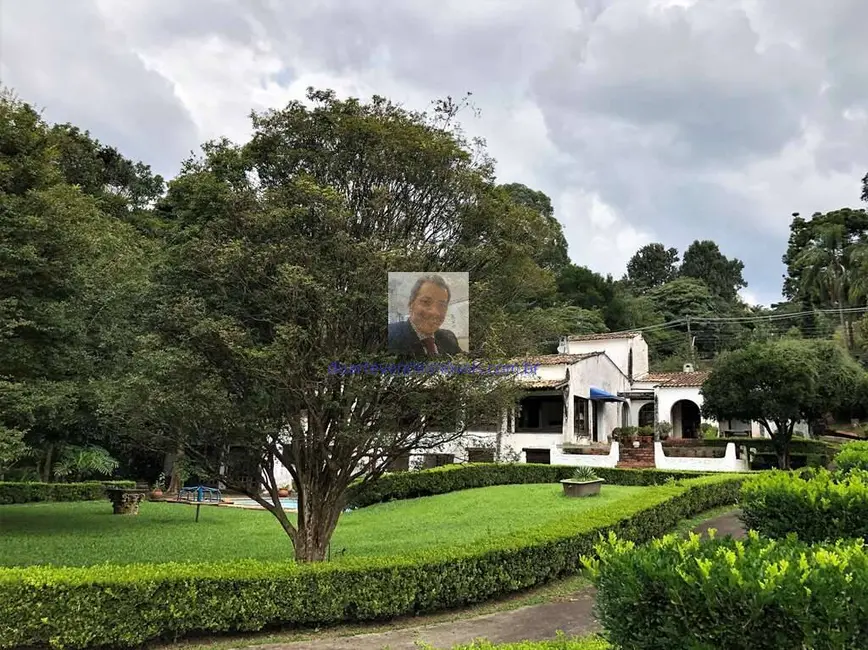 Foto 2 de Casa com 4 quartos à venda, 800m2 em Cotia - SP