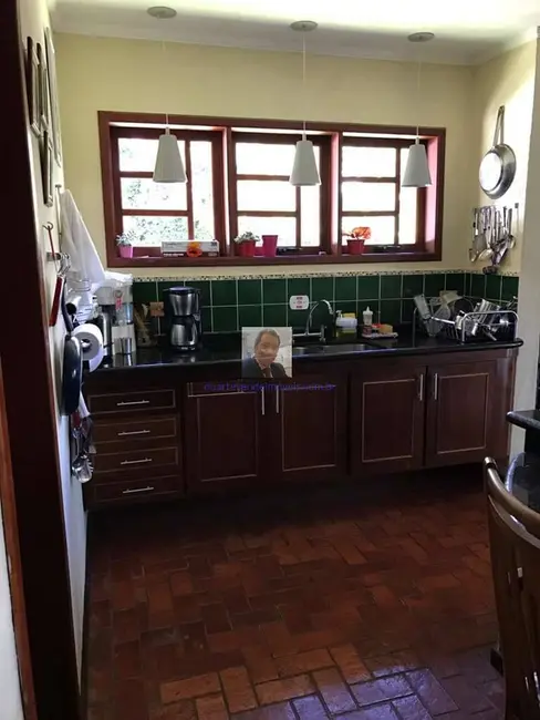 Casa com 4 quartos à venda, 700m2 em Centro, Vargem Grande Paulista - SP - imagem 6 Foto 6 de Casa com 4 quartos à venda, 700m2 em Centro, Vargem Grande Paulista - SP