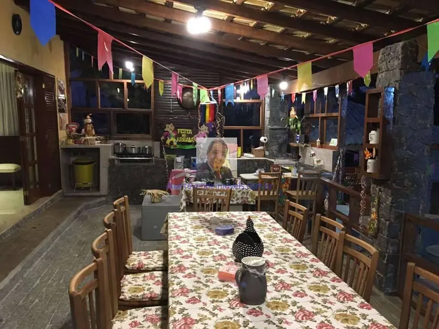 Casa com 4 quartos à venda, 700m2 em Centro, Vargem Grande Paulista - SP - imagem 7 Foto 7 de Casa com 4 quartos à venda, 700m2 em Centro, Vargem Grande Paulista - SP