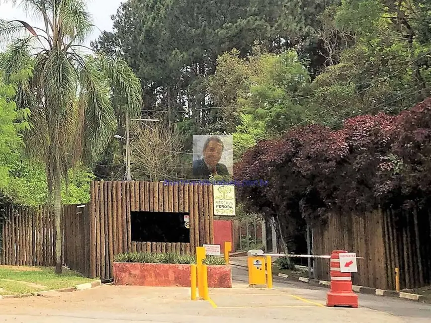 Foto 2 de Casa com 3 quartos à venda, 385m2 em Chácaras do Peroba, Jandira - SP