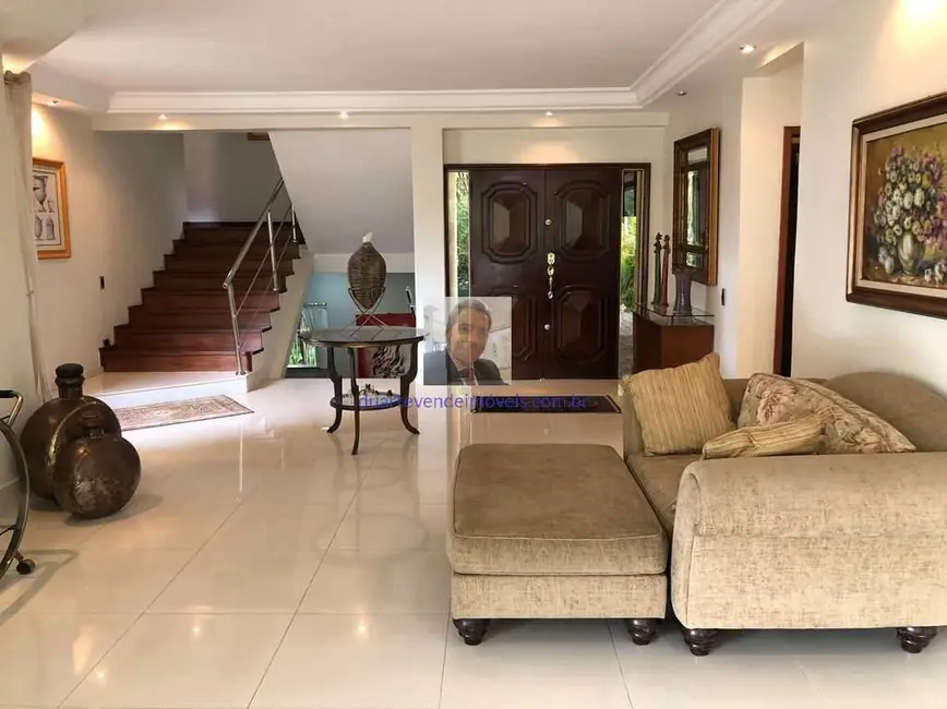 Casa com 4 quartos à venda, 800m2 em Recanto Impla, Carapicuiba - SP - imagem 6 Foto 6 de Casa com 4 quartos à venda, 800m2 em Recanto Impla, Carapicuiba - SP