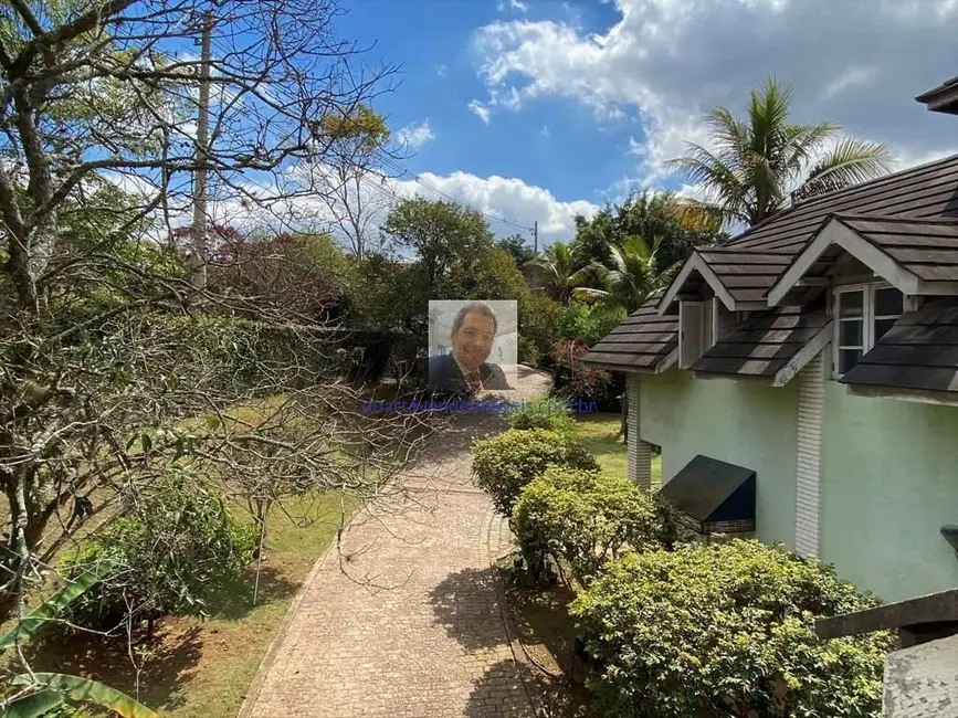 Casa com 4 quartos à venda, 562m2 em Chácara Santa Lúcia dos Ypes, Carapicuiba - SP - imagem 3 Foto 3 de Casa com 4 quartos à venda, 562m2 em Chácara Santa Lúcia dos Ypes, Carapicuiba - SP