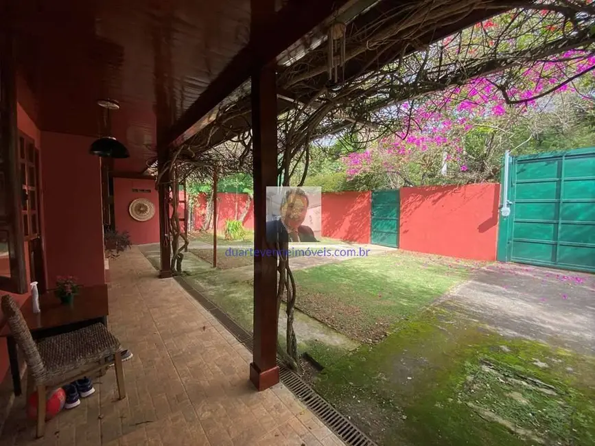 Foto 4 de Casa com 3 quartos à venda, 285m2 em Chácara Vale do Rio Cotia, Carapicuiba - SP