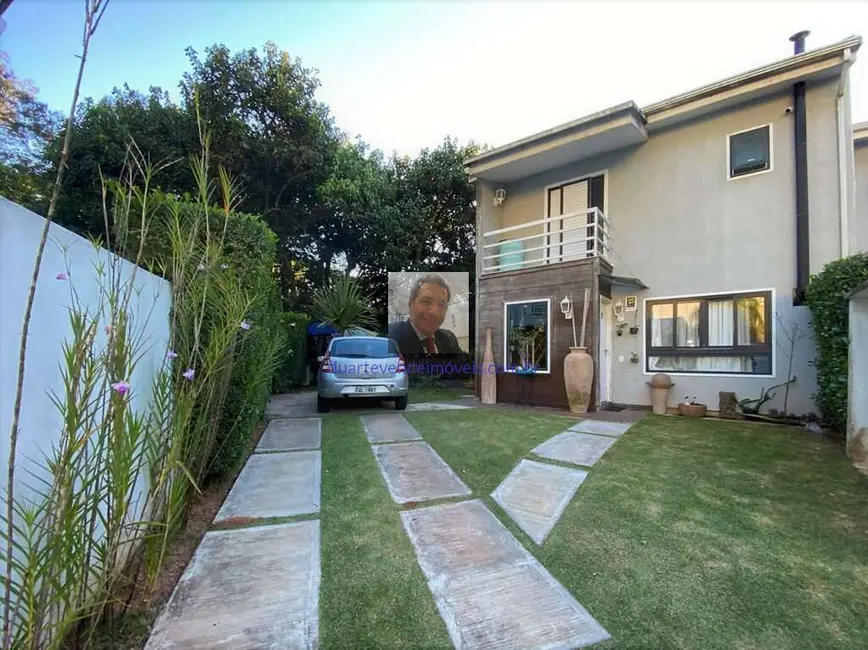 Foto 2 de Casa com 3 quartos à venda, 148m2 em Centro, Cotia - SP