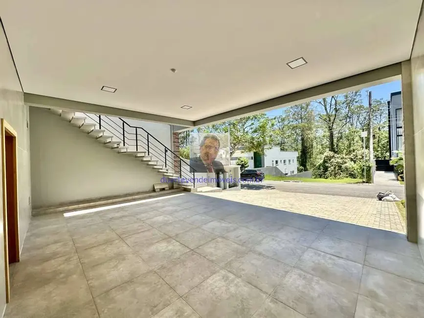 Foto 9 de Casa com 3 quartos à venda, 321m2 em Granja Viana, Cotia - SP