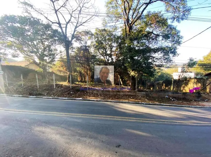 Foto 1 de Terreno / Lote à venda, 2334m2 em Cotia - SP