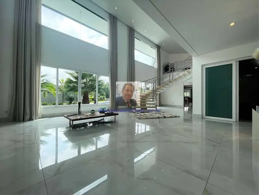 Casa com 4 quartos à venda, 884m2 em Jardim São Paulo II, Cotia - SP - imagem 6 Foto 6 de Casa com 4 quartos à venda, 884m2 em Jardim São Paulo II, Cotia - SP