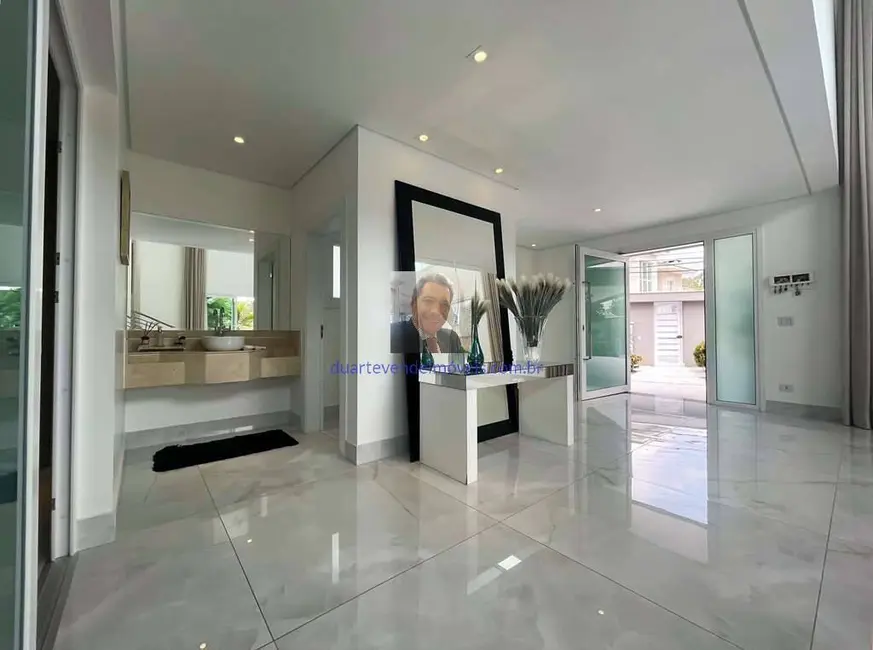 Casa com 4 quartos à venda, 884m2 em Jardim São Paulo II, Cotia - SP - imagem 5 Foto 5 de Casa com 4 quartos à venda, 884m2 em Jardim São Paulo II, Cotia - SP