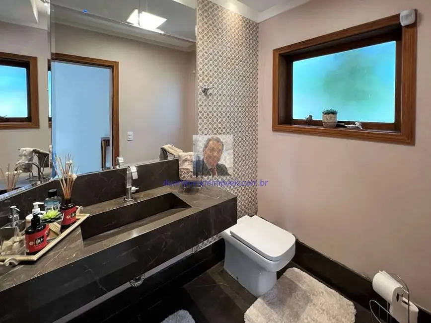 Foto 8 de Casa com 4 quartos à venda, 697m2 em Jardim Passárgada I, Cotia - SP