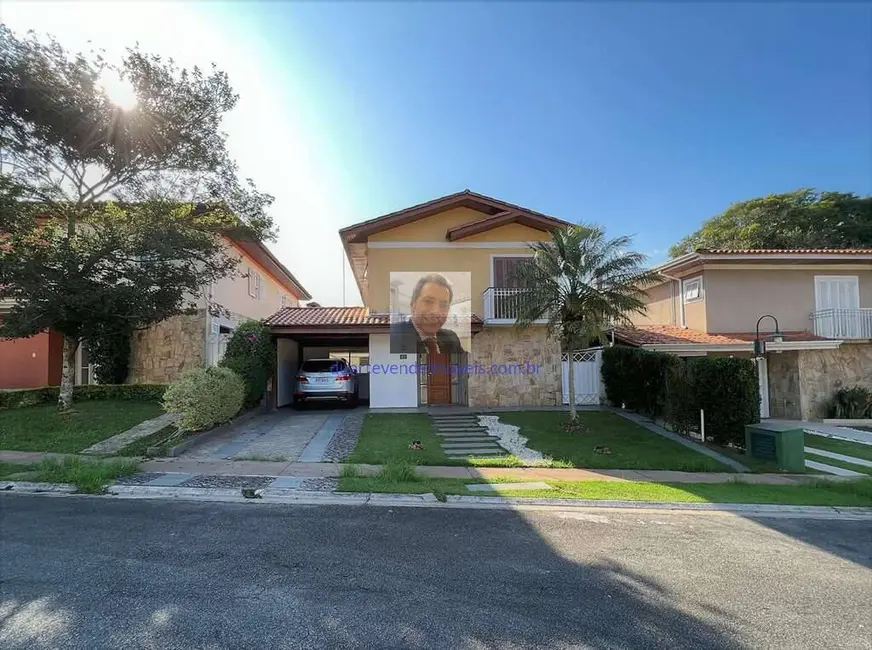 Foto 4 de Casa com 4 quartos à venda, 360m2 em Jardim São Paulo II, Cotia - SP