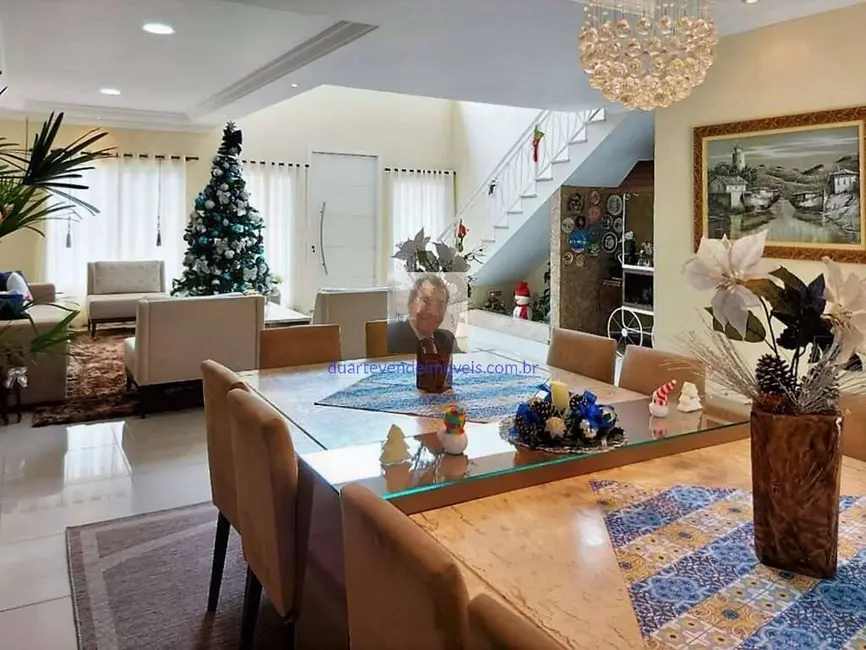 Foto 9 de Casa com 4 quartos à venda, 368m2 em Jardim Indaiá, Embu Das Artes - SP