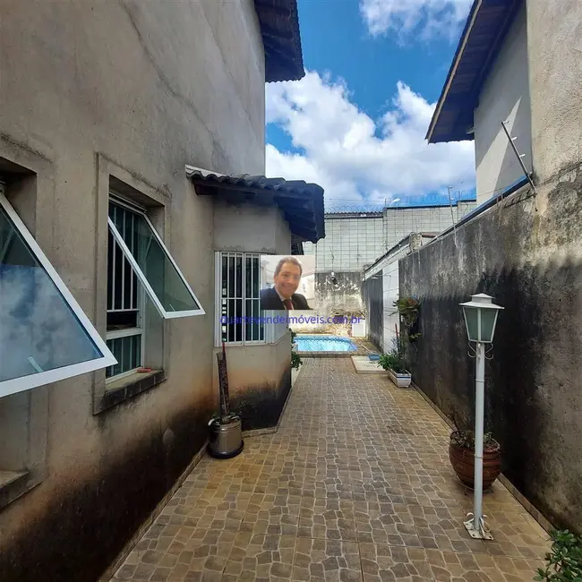 Foto 6 de Casa com 4 quartos à venda, 310m2 em Jardim Rio das Pedras, Cotia - SP