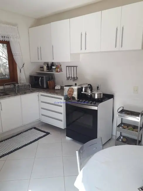 Foto 3 de Casa com 3 quartos à venda, 273m2 em Jardim Atalaia, Cotia - SP