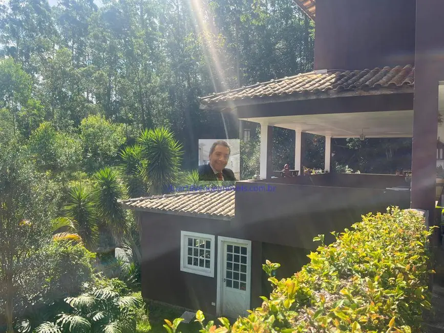 Casa com 4 quartos à venda, 880m2 em Jardim Recanto Suave, Cotia - SP - imagem 8 Foto 8 de Casa com 4 quartos à venda, 880m2 em Jardim Recanto Suave, Cotia - SP